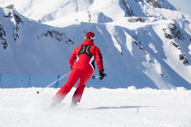  Alpin Kayak Merkezi