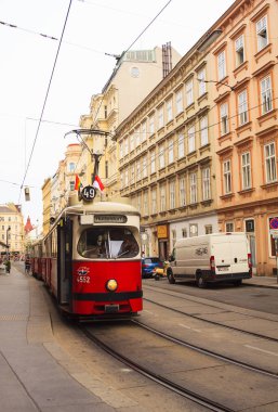 Vienna, Avusturya - 22 Mayıs: Kırmızı eski arabası araba üzerinde 22 Mayıs 2018 Viyana'da