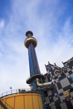 Vienna, Avusturya - 22 Mayıs: Spittelau atık yakma tesisi, Friedensreich Hundertwasser tarafından tasarlanmış tamamen revamped 2015 yılına kadar 22 Mayıs 2018