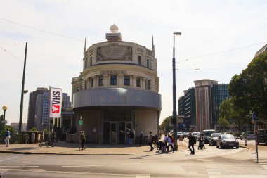 Vienna, Avusturya - Mayıs, 22: Urania, Genel Eğitim Enstitüsü ve Gözlemevi Viyana, görünümünü üzerinde 22 Mayıs 2018