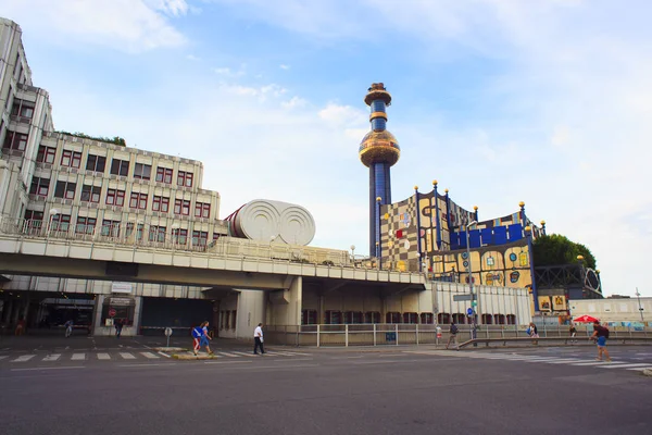 Vienna Avusturya Mayıs Spittelau Atık Yakma Tesisi Friedensreich Hundertwasser Tarafından — Stok fotoğraf