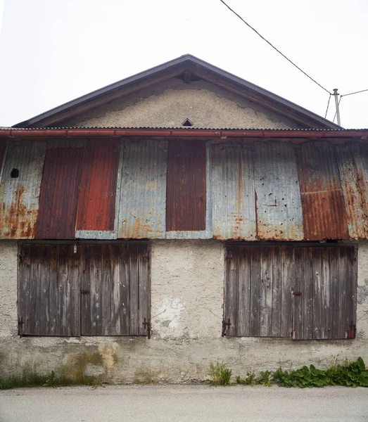 Slovence Kırsal Çiftlik Görünümünü — Stok fotoğraf