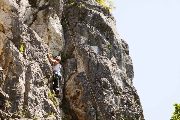 Doberdo Italia Abril Vista Una Apasionada Escaladora Doberd Crag Abril — Foto de Stock