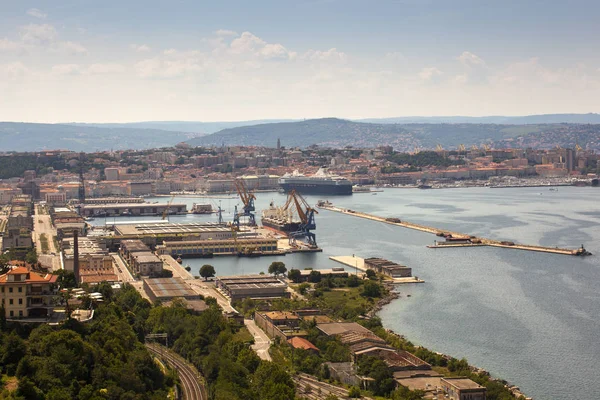 イタリア トリエステの港の平面図 — ストック写真