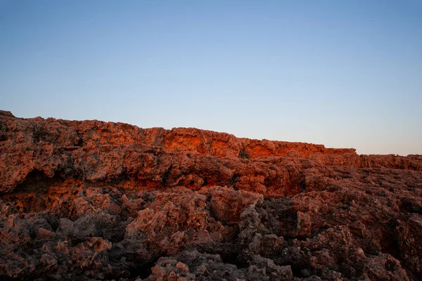 Costa rocosa de Lampedusa —  Fotos de Stock