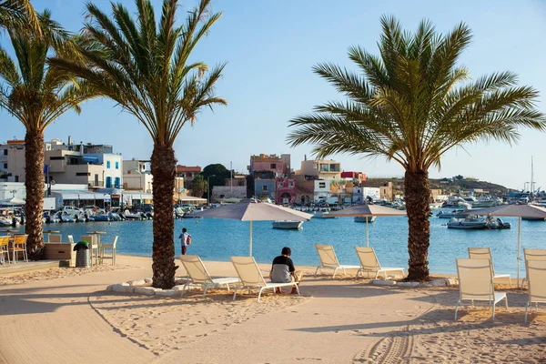 Vista sulla spiaggia di Lampedusa — Foto Stock