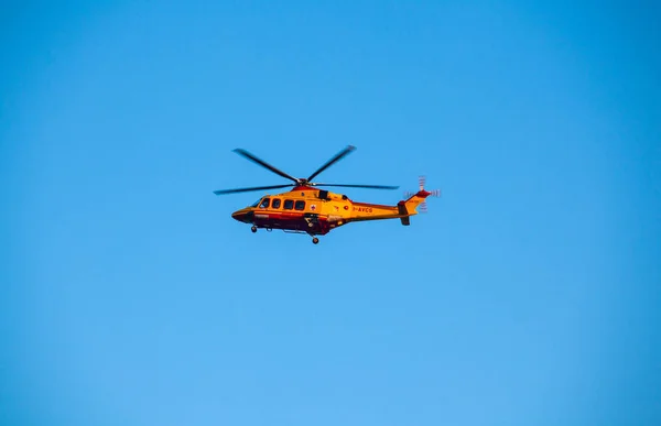 View of Helicopter landing in Lampedusa — Stock Photo, Image