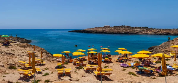 Θέα στην παραλία Cala Croce, Λαμπεντούζα — Φωτογραφία Αρχείου