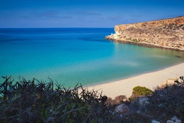 View of the most famous sea place of Lampedusa called Spiaggia d — Stock Photo, Image