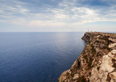 Lampedusa doğal Uçurumun kıyısında görünümünü