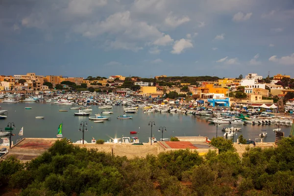 Haven van Lampedusa — Stockfoto