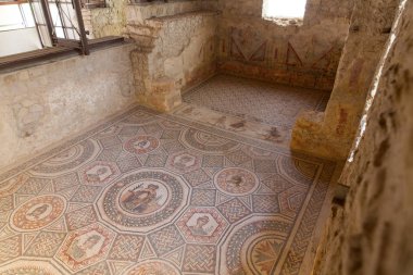 Cupid ve Psyche, bir kübikulum o bir mozaik merkezi paneli