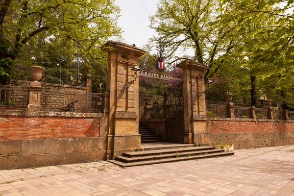 Jardín Garibaldi en Piazza Armerina — Foto de Stock