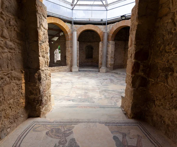 Mosaiken des Frigidariums. Villa romana del casale, piazza armerina — Stockfoto