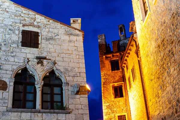Widok na malowniczą architekturę w Bale-Valle, Istria. Chorwacja — Zdjęcie stockowe