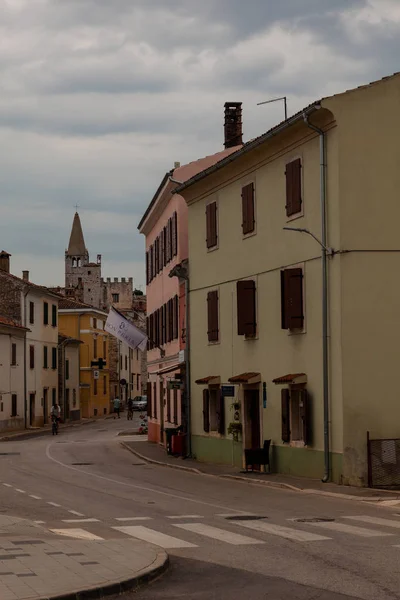 Utsikt över istriska staden Bale-Villa, Istrien. Kroatien — Stockfoto