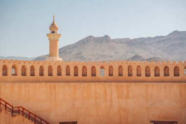 Tarihi Kalesi şehrin Nizwa, Umman.