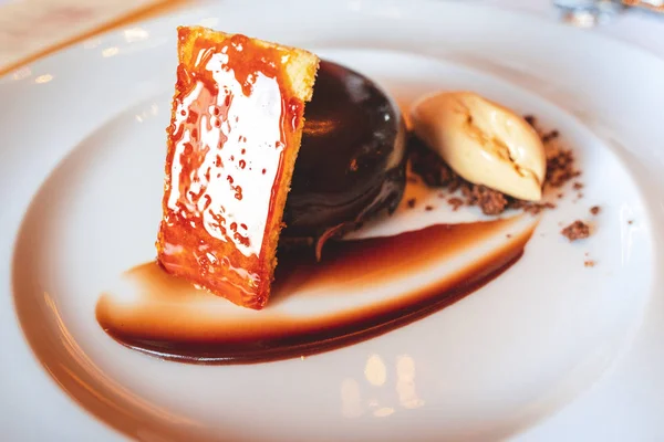 Läcker Choklad Och Glass Dessert — Stockfoto