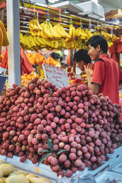 新加坡的街头食品市场 — 图库照片