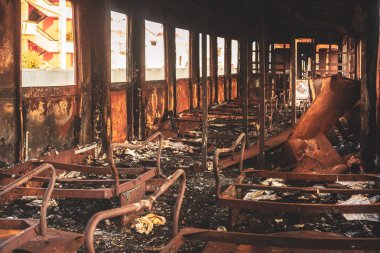 Manduria-Italya/Aralık 2017: terkedilmiş Tren