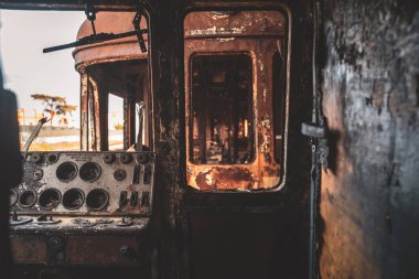 Manduria-Italya/Aralık 2017: terkedilmiş Tren