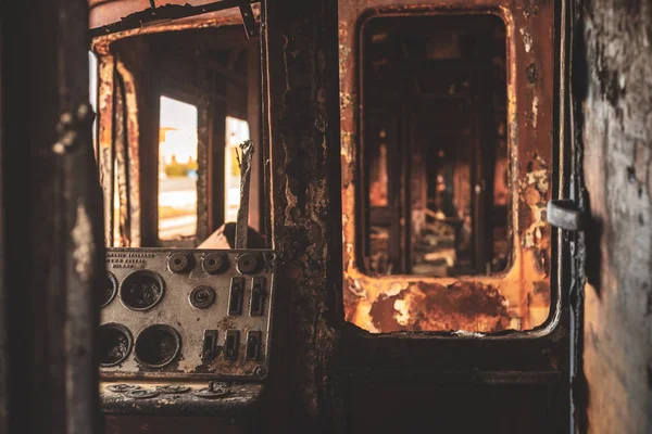 Μαντουρία-Ιταλία/Δεκέμβριος 2017: εγκαταλελειμμένο τρένο — Φωτογραφία Αρχείου