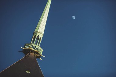 Lüksemburg'daki Notre Dame Katedrali'nin kulesi