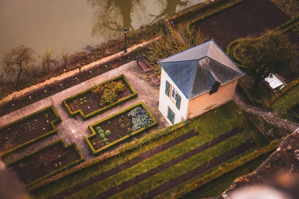 Giardino privato agricolo nel centro storico Lussemburgo — Foto Stock