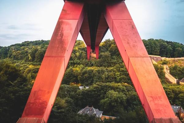 Массивная архитектура моста Грэнд Дюшессе Шарлотт — стоковое фото