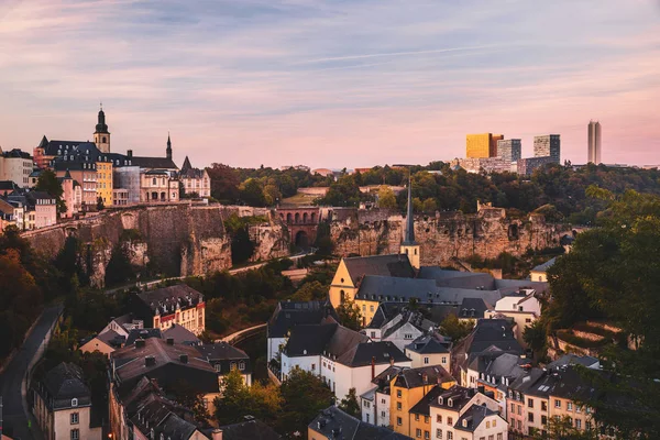 Splendida vista sulla città vecchia di Lussemburgo — Foto Stock