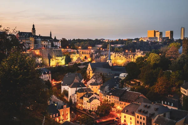 Underbar utsikt över Luxemburgs gamla stad — Stockfoto