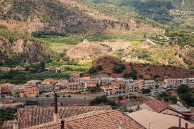 Calabria, İtalya'da Santa Severina'nın eski kenti