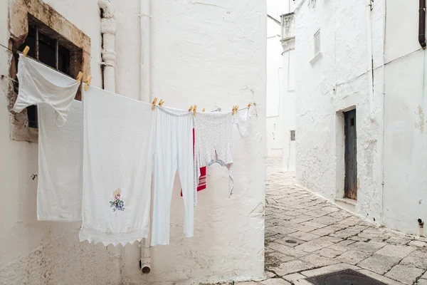 Martina Franca, Itálie/září 2019: maličké ulice ve starém — Stock fotografie