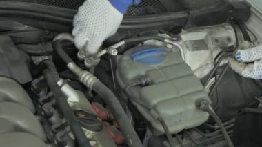 Asıl arabanın klima çalışır.