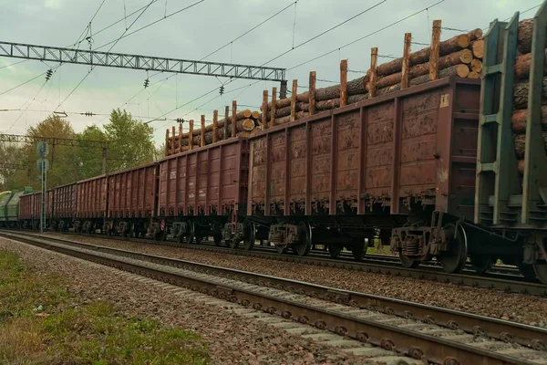 Ferroviária no outono na Bielorrússia — Fotografia de Stock