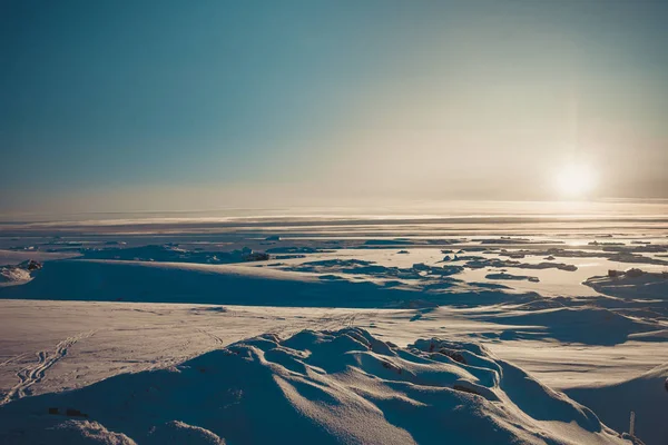 The bright sunrise panorama of the Antarctica. — Stock Photo, Image