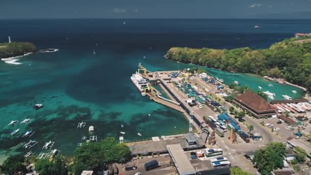 Aerial flyg över havet Harbor, Port, Pier — Stockvideo