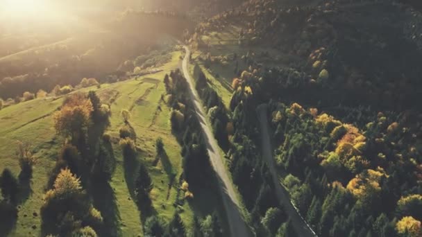 Mountain road epic highland landscape aerial view — Stock Video