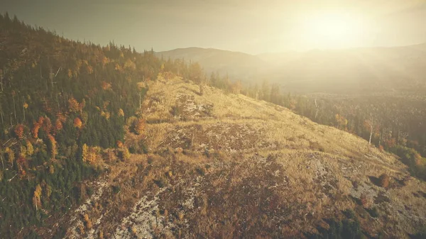 Bergige Hangoberfläche Landschaft Luftaufnahme — Stockfoto