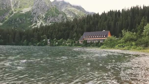 Country house hotel near mountain lake slovakia — Stock Video