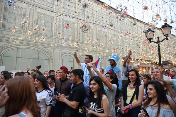 Moskau Russland Juni 2018 Fußballfans Aus Verschiedenen Ländern Auf Den — Stockfoto