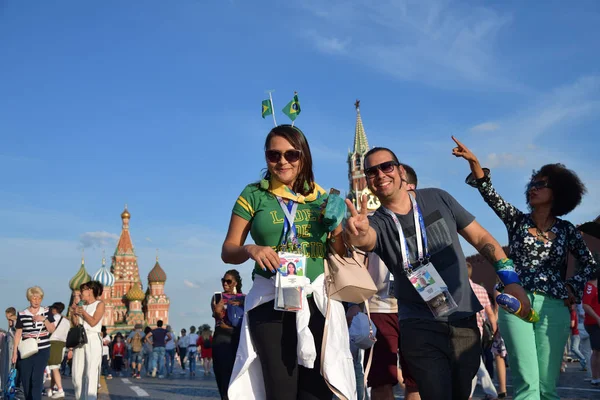 Moskva Ryssland Juni 2018 Brasilianska Fotbollsfans Röda Torget Moskva Fotbolls — Stockfoto