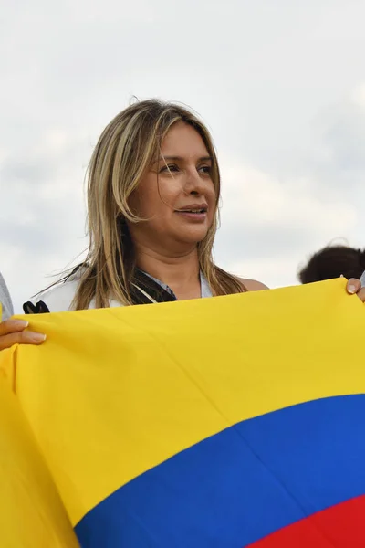 Moskau Russland Juni 2018 Kolumbianisches Fußballfan Mädchen Mit Nationalflagge Auf — Stockfoto