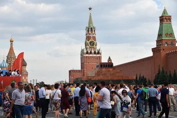 Moskwa Rosja Czerwca 2018 Kibiców Różnych Krajów Placu Czerwonym Moskwie — Zdjęcie stockowe