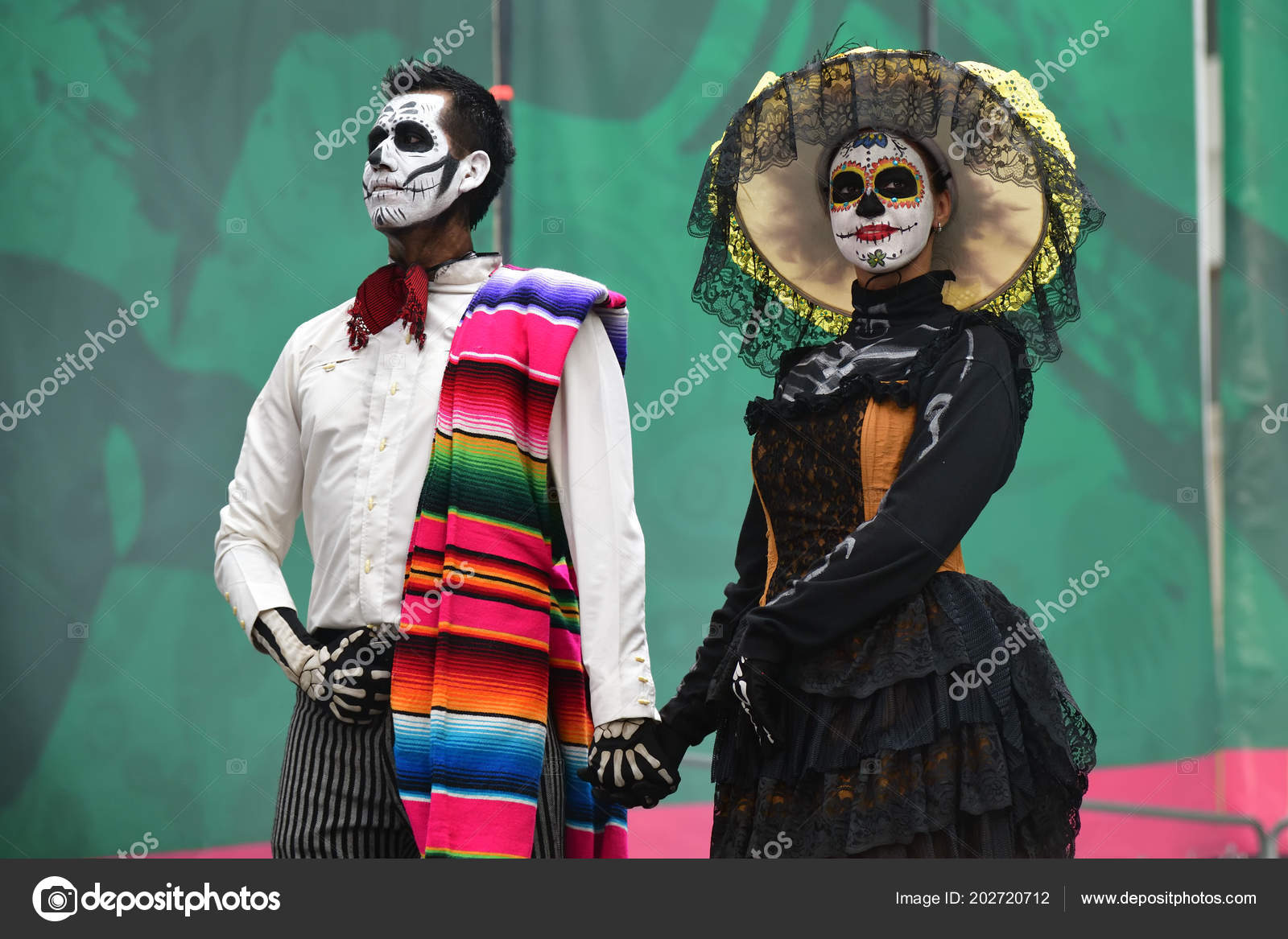 Moscow Russia June 2018 Participants Traditional Clothing Dia Los Muertos —  Stock Editorial Photo © znm666 #202720712