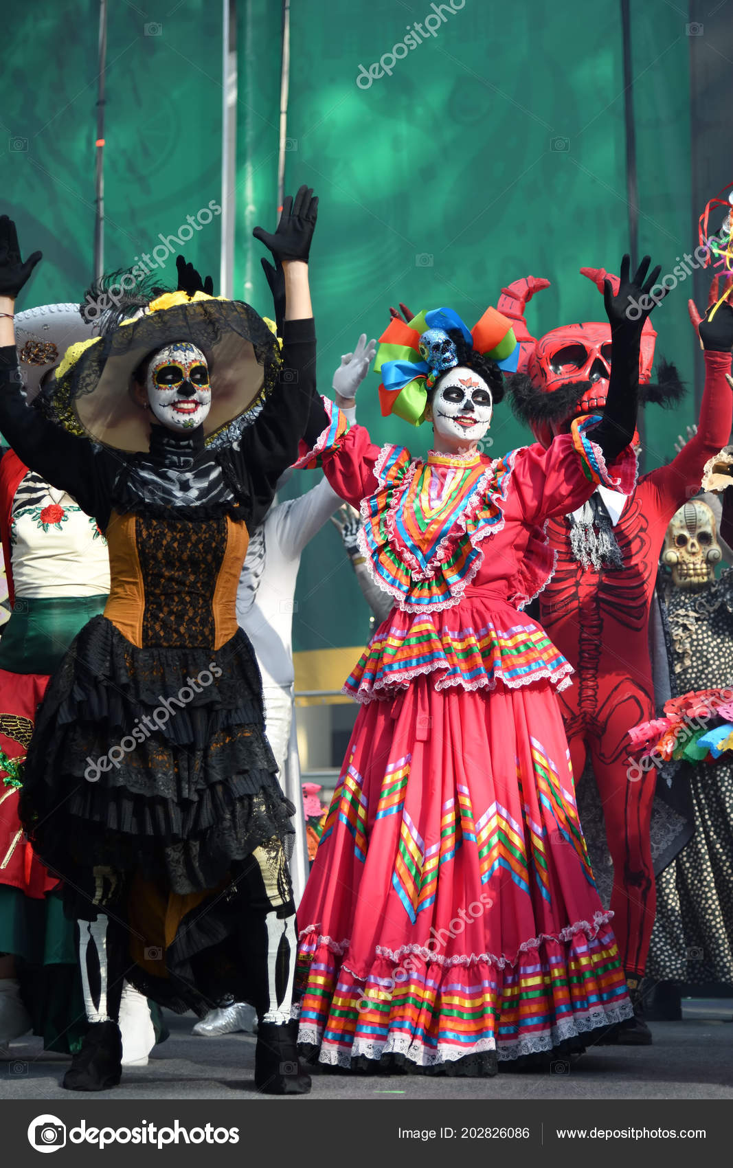 Moscow Russia June 2018 Participants Traditional Clothing Dia Los Muertos –  Stock Editorial Photo © znm666 #202826086