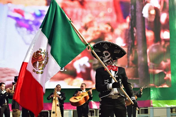 Moscú Rusia Junio 2018 Hombre Con Sombrero Maquillaje Cráneo Azúcar — Foto de Stock