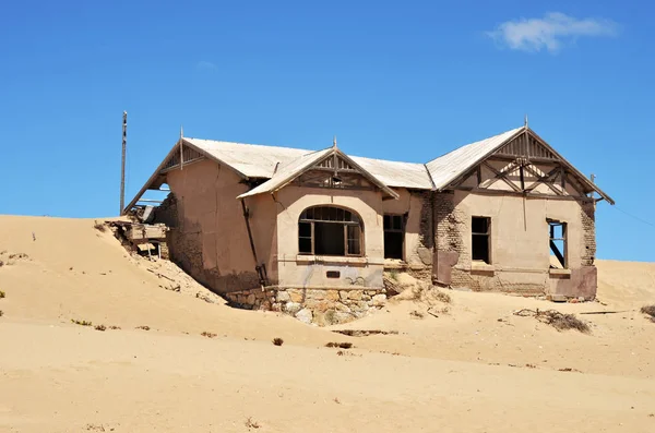 Abandoned Ghost Diamond Town Kolmanskop Namibia Which Slowly Being Swallowed — Stock Photo, Image