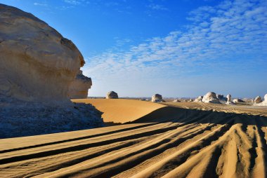 Western beyaz çöl, Sahara toprak yol. Mısır. Afrika