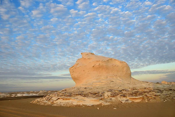 Bella Natura Astratta Formazioni Rocciose Aka Sculture Nel Deserto Bianco — Foto Stock